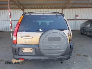 2003 Honda CR-V EX with VIN JHLRD78813C024151, listed as a IAAI auction lot 42004627 with 243,908 mi miles and . Bid and sale history available at carsss.com. Image 17.