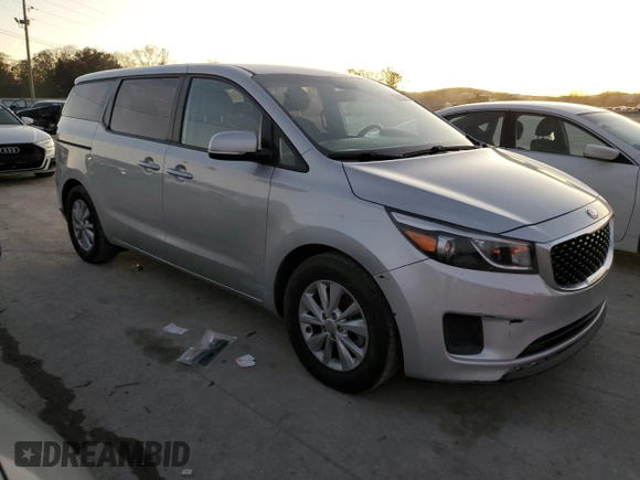 2018 Kia Sedona L with VIN KNDMA5C19J6397660, listed as a Copart auction lot 81271054 with 142,388 mi miles and Salvage Title. Bid and sale history available at carsss.com. Image 4.
