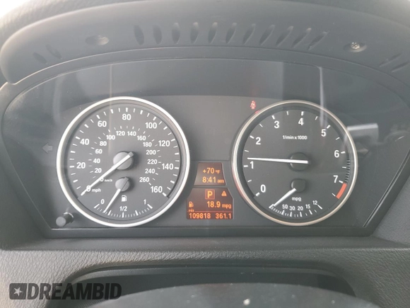 2013 BMW X5 xDrive35i z VIN 5UXZV4C50D0B11663, wystawiony jako Copart lot #53285435 z przebiegiem 109 818 mil mil oraz Szkody całkowita. Historia ofert i sprzedaży dostępna na DreamBid. Obrazek 9.