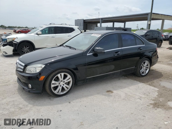 2010 Mercedes-Benz C 300 Sport z VIN WDDGF8BB7AR130970, wystawiony jako Copart lot #58323495 z przebiegiem 134 538 mil mil oraz Szkoda całkowita • Salvage title. Historia ofert i sprzedaży dostępna na DreamBid. Obrazek 1.