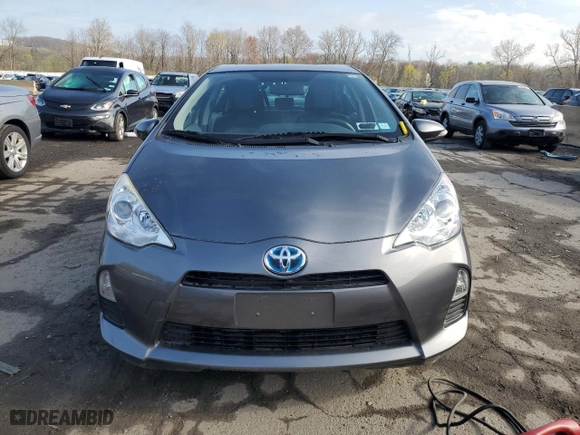 2014 Toyota Prius c One with VIN JTDKDTB31E1563243, listed as a Copart auction lot 54044525 with 130,652 mi miles and Clean Title. Bid and sale history available at carsss.com. Image 5.
