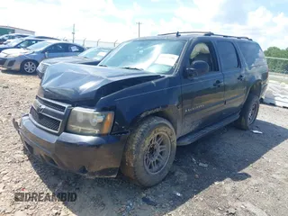2007 Chevrolet Suburban LTZ with VIN 1GNFK16307J125636, listed as a IAAI auction lot 42622246 with Not provided miles and . Bid and sale history available at DreamBid. Image 18.