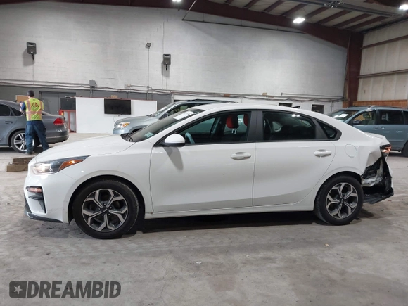 2020 Kia Forte LXS z VIN 3KPF24AD0LE255174, wystawiony jako IAAI lot #42273738 z przebiegiem 72 237 mil mil oraz . Historia ofert i sprzedaży dostępna na DreamBid. Obrazek 15.