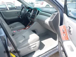 2007 Toyota Highlander w/3rd Row z VIN JTEDP21A270136538, wystawiony jako IAAI lot #41968025 z przebiegiem 112 064 mil mil oraz . Historia ofert i sprzedaży dostępna na DreamBid. Obrazek 5.