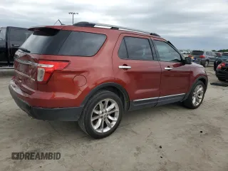 2014 Ford Explorer XLT with VIN 1FM5K7D8XEGA54182, listed as a Copart auction lot 55339475 with 211,975 mi miles and Salvage Title. Bid and sale history available at carsss.com. Image 3.