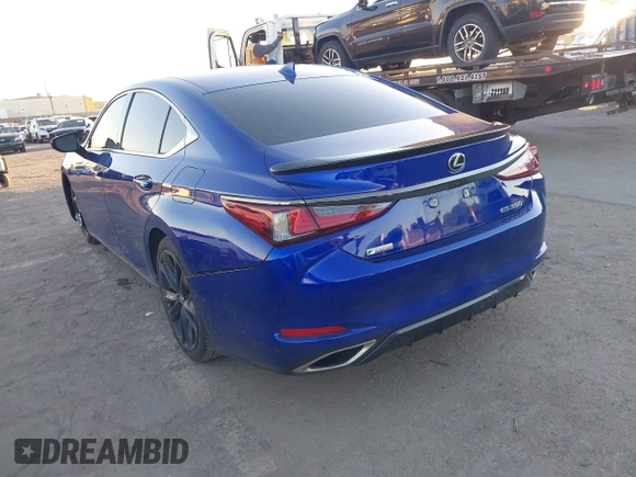 2021 Lexus ES 350 F Sport with VIN 58AHZ1B17MU096457, listed as a IAAI auction lot 41401292 with 38,265 mi miles and . Bid and sale history available at DreamBid. Image 3.