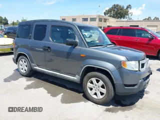 2010 Honda Element EX z VIN 5J6YH1H70AL001033, wystawiony jako IAAI lot #42267971 z przebiegiem 123 486 mil mil oraz . Historia ofert i sprzedaży dostępna na DreamBid. Obrazek 1.