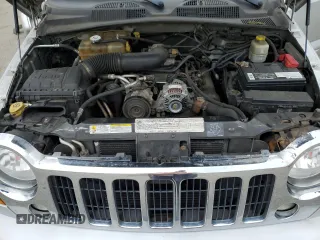 2006 Jeep Liberty Limited z VIN 1J4GL58K66W241358, wystawiony jako Copart lot #59708575 z przebiegiem 202 960 mil mil oraz Szkoda całkowita • Salvage title. Historia ofert i sprzedaży dostępna na DreamBid. Obrazek 12.