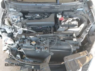 2016 Nissan Rogue SL with VIN 5N1AT2MT4GC797224, listed as a IAAI auction lot 41511302 with 140,674 mi miles. Bid and sale history available at carsss.com. Image 10.