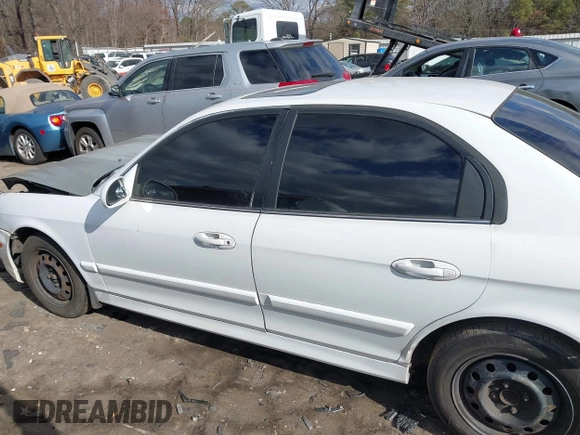 2003 Hyundai Sonata with VIN KMHWF25S13A830754, listed as a IAAI auction lot 41409518 with 207,849 mi miles. Bid and sale history available at carsss.com. Image 15.