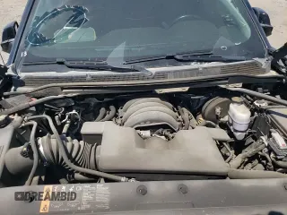 2018 GMC Sierra 1500 SLT with VIN 3GTU2NEJXJG111050, listed as a Copart auction lot 68310545 with 105,801 mi miles and Salvage title. Bid and sale history available at DreamBid. Image 13.