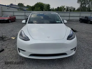 2022 Tesla Model Y Performance with VIN 7SAYGDEF1NF445085, listed as a Copart auction lot 58809495 with 14,832 mi miles and Salvage title. Bid and sale history available at DreamBid. Image 5.