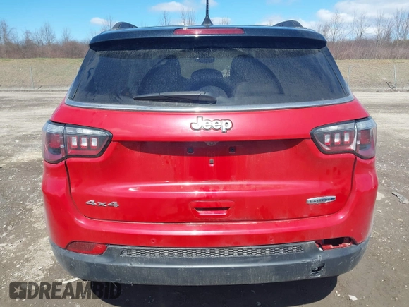 2018 Jeep Compass Altitude with VIN 3C4NJDBBXJT101043, listed as a IAAI auction lot 41937293 with 80,439 mi miles and . Bid and sale history available at carsss.com. Image 17.