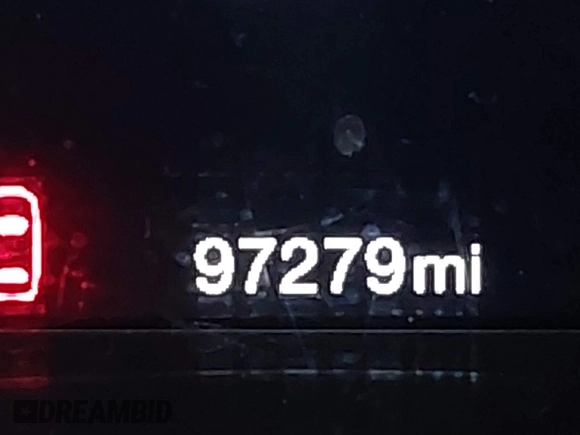 2020 Jeep Renegade Latitude with VIN ZACNJABBXLPM00506, listed as a IAAI auction lot 41180614 with 97,279 mi miles. Bid and sale history available at carsss.com. Image 7.