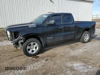 2020 Ram 1500 Big Horn z VIN 1C6SRFBT6LN292633, wystawiony jako Copart lot #44138685 z przebiegiem 100 771 mil mil oraz Szkoda całkowita • Salvage title. Historia ofert i sprzedaży dostępna na DreamBid. Obrazek 1.