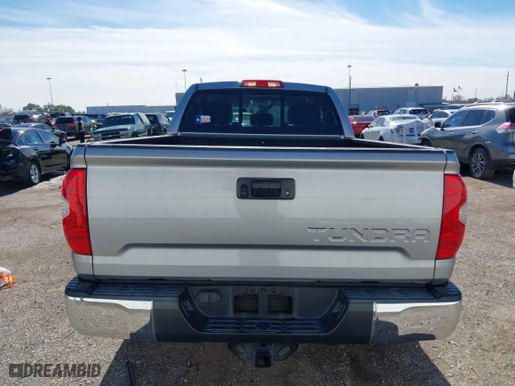 2018 Toyota Tundra 2WD SR with VIN 5TFRM5F11JX131505, listed as a IAAI auction lot 41244160 with 73,799 mi miles. Bid and sale history available at carsss.com. Image 16.