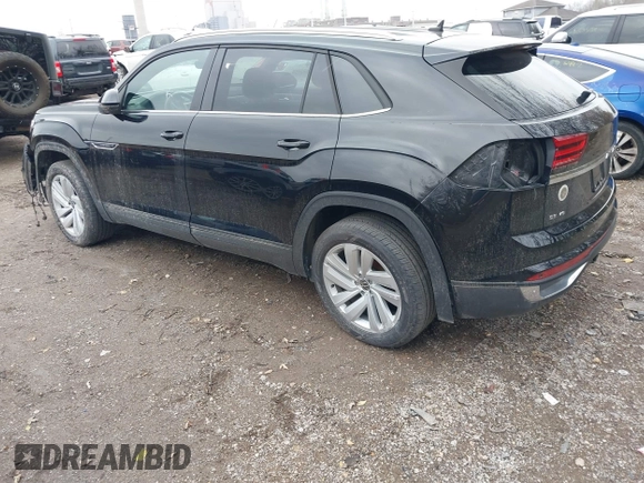 2023 Volkswagen Atlas SE z VIN 1V2HE2CA1PC210232, wystawiony jako IAAI lot #40966039 z przebiegiem 4 064 mil mil oraz . Historia ofert i sprzedaży dostępna na DreamBid. Obrazek 3.