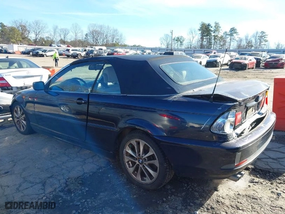 2004 BMW 3 Series 330Ci with VIN WBABW53474PL47998, listed as a IAAI auction lot 41289078 with 198,554 mi miles. Bid and sale history available at carsss.com. Image 14.
