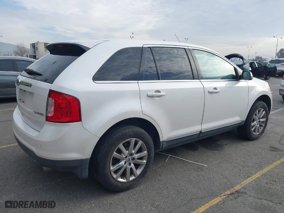 2014 Ford Edge Limited with VIN 2FMDK3KC7EBA39044, listed as a IAAI auction lot 41778302 with 210,475 mi miles. Bid and sale history available at carsss.com. Image 4.