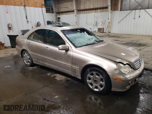 2005 Mercedes-Benz C 240 with VIN WDBRF81J95F673190, listed as a Copart auction lot 42858495 with Not Provided miles and Clean Title. Bid and sale history available at DreamBid. Image 4.