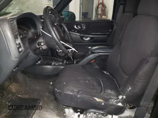 2004 GMC Sonoma SLS with VIN 1GTDT13X64K102615, listed as a Copart auction lot 87269964 with 133,751 mi miles and Salvage Title. Bid and sale history available at carsss.com. Image 7.