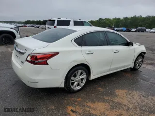 2013 Nissan Altima 2.5 S with VIN 1N4AL3AP7DN484224, listed as a Copart auction lot 51225465 with 259,984 mi miles and Salvage Title. Bid and sale history available at carsss.com. Image 3.