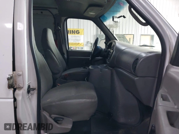 2002 Ford Econoline Cargo with VIN 1FTSE34L22HA51536, listed as a IAAI auction lot 42071689 with 280,951 mi miles and . Bid and sale history available at DreamBid. Image 5.