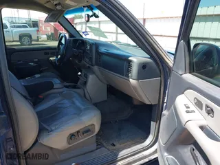 2002 Chevrolet Tahoe LT with VIN 1GNEC13Z52R257092, listed as a IAAI auction lot 41894646 with 333,103 mi miles. Bid and sale history available at carsss.com. Image 5.