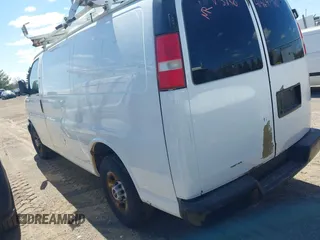 2008 GMC Savana Cargo with VIN 1GTGG25C581185130, listed as a IAAI auction lot 41969370 with 139,437 mi miles and . Bid and sale history available at DreamBid. Image 3.