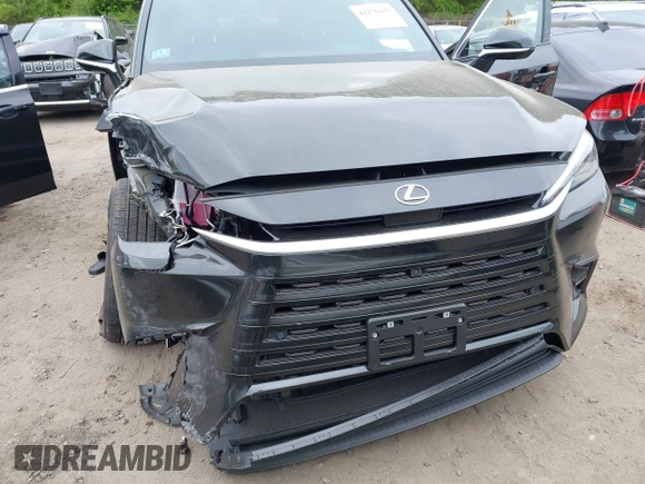 2025 Lexus TX 350 with VIN 5TDAAAB64SS026934, listed as a IAAI auction lot 42276437 with 2,007 mi miles and . Bid and sale history available at DreamBid. Image 6.