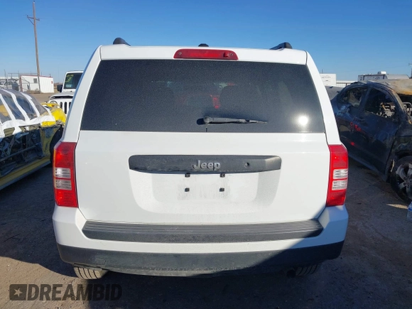 2017 Jeep Patriot Sport with VIN 1C4NJPBA2HD118914, listed as a IAAI auction lot 41328500 with 67,007 mi miles. Bid and sale history available at carsss.com. Image 16.