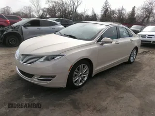 2014 Lincoln MKZ Hybrid with VIN 3LN6L2LU2ER805061, listed as a IAAI auction lot 42022156 with Not provided miles and . Bid and sale history available at DreamBid. Image 2.