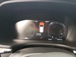 2020 Volvo V60 z VIN YV4102WK7L1030763, wystawiony jako Copart lot #67087483 z przebiegiem 44 861 mil mil oraz . Historia ofert i sprzedaży dostępna na DreamBid. Obrazek 9.