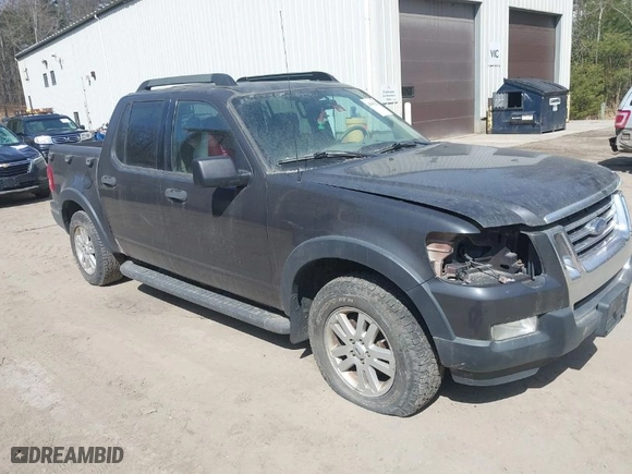 2007 Ford Explorer Sport Trac XLT with VIN 1FMEU51K37UA32091, listed as a IAAI auction lot 41886223 with 106,210 mi miles. Bid and sale history available at carsss.com. Image 1.