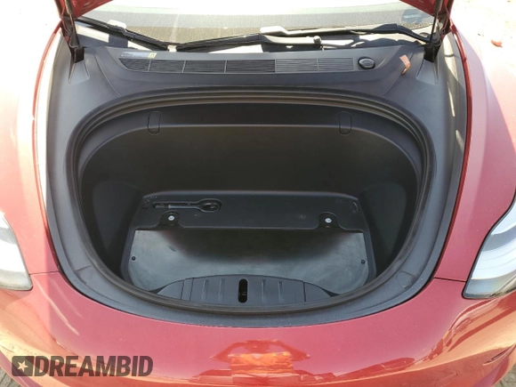 2018 Tesla Model 3 Long Range Battery z VIN 5YJ3E1EA4JF061733, wystawiony jako Copart lot #54885335 z przebiegiem 84 700 mil mil oraz Szkoda całkowita • Salvage title. Historia ofert i sprzedaży dostępna na DreamBid. Obrazek 11.