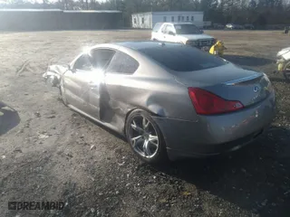 2008 Infiniti G37 Coupe Journey with VIN JNKCV64E08M114221, listed as a IAAI auction lot 41532701 with 81,898 mi miles. Bid and sale history available at carsss.com. Image 3.