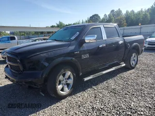 2015 Ram 1500 Lone Star z VIN 1C6RR6LT7FS692297, wystawiony jako Copart lot #57163335 z przebiegiem 163 948 mil mil oraz Szkoda całkowita • Salvage title. Historia ofert i sprzedaży dostępna na DreamBid. Obrazek 1.