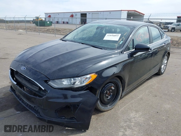 2019 Ford Fusion SE with VIN 3FA6P0H71KR255482, listed as a IAAI auction lot 41890864 with 125,077 mi miles. Bid and sale history available at carsss.com. Image 17.
