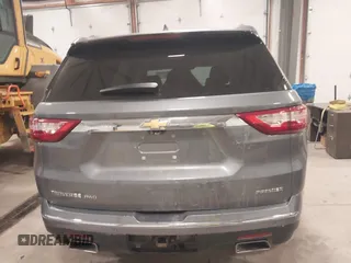 2020 Chevrolet Traverse Premier with VIN 1GNEVKKW5LJ178996, listed as a IAAI auction lot 41335188 with 82,397 mi miles. Bid and sale history available at carsss.com. Image 17.