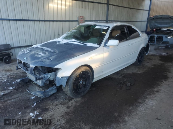 2006 BMW 3 Series 325Ci with VIN WBABD33456PL09635, listed as a Copart auction lot 42366765 with 126,083 mi miles and Salvage Title. Bid and sale history available at carsss.com. Image 1.