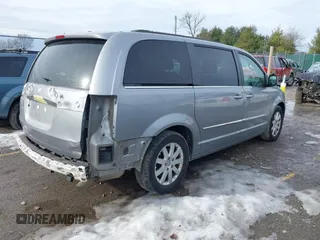 2014 Chrysler Town & Country Touring z VIN 2C4RC1BG0ER292356, wystawiony jako IAAI lot #41417343 z przebiegiem 192 109 mil mil oraz . Historia ofert i sprzedaży dostępna na DreamBid. Obrazek 4.