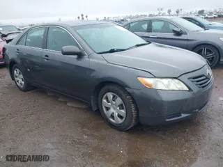 2009 Toyota Camry with VIN 4T4BE46K89R138144, listed as a IAAI auction lot 41925892 with 139,912 mi miles. Bid and sale history available at carsss.com. Image 1.