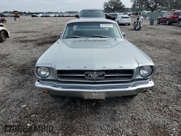1965 Ford Mustang z VIN 5F07D164390, wystawiony jako Copart lot #81751974 z przebiegiem 701 957 mil mil oraz Szkoda całkowita • Salvage title. Historia ofert i sprzedaży dostępna na DreamBid. Obrazek 5.