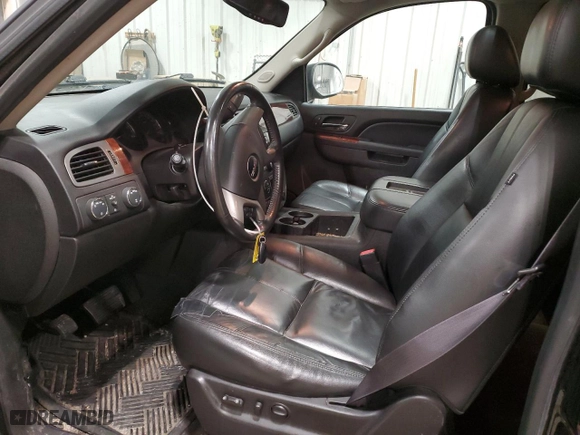 2013 GMC Yukon XL SLT with VIN 1GKS2KE74DR328905, listed as a Copart auction lot 52104955 with 196,447 mi miles and Clean Title. Bid and sale history available at carsss.com. Image 7.