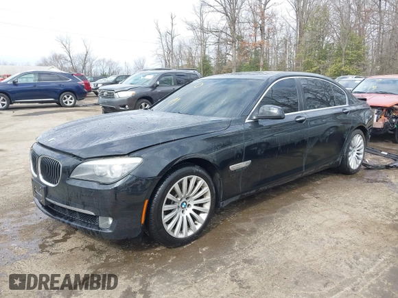2011 BMW 7 Series 750Li xDrive with VIN WBAKC8C52BC431668, listed as a IAAI auction lot 41623575 with 117,306 mi miles. Bid and sale history available at carsss.com. Image 18.
