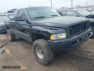 1998 Dodge Ram 1500 with VIN 1B7HF13Z5WJ170522, listed as a IAAI auction lot 41897479 with 1 mi miles. Bid and sale history available at carsss.com. Image 1.