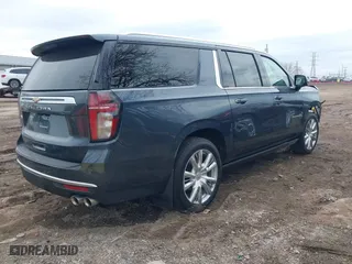 2021 Chevrolet Suburban High Country with VIN 1GNSKGKL9MR184740, listed as a IAAI auction lot 41509373 with 67,979 mi miles. Bid and sale history available at carsss.com. Image 4.