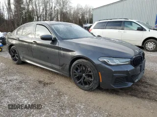 2022 BMW 5 Series 530i xDrive with VIN WBA13BJ01NCJ87578, listed as a Copart auction lot 85685994 with 33,814 mi miles and Salvage Title. Bid and sale history available at carsss.com. Image 4.