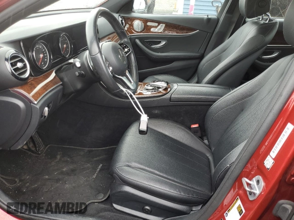 2019 Mercedes-Benz E 300 with VIN WDDZF4KB7KA510425, listed as a Copart auction lot 58826625 with 25,774 mi miles and Salvage title. Bid and sale history available at DreamBid. Image 7.