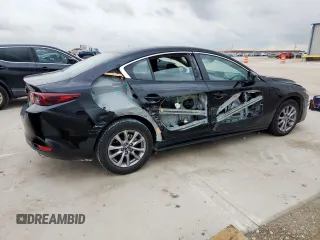 2022 Mazda 3 S with VIN 3MZBPAAL7NM304933, listed as a Copart auction lot 60727995 with 27,642 mi miles and Salvage title. Bid and sale history available at DreamBid. Image 3.